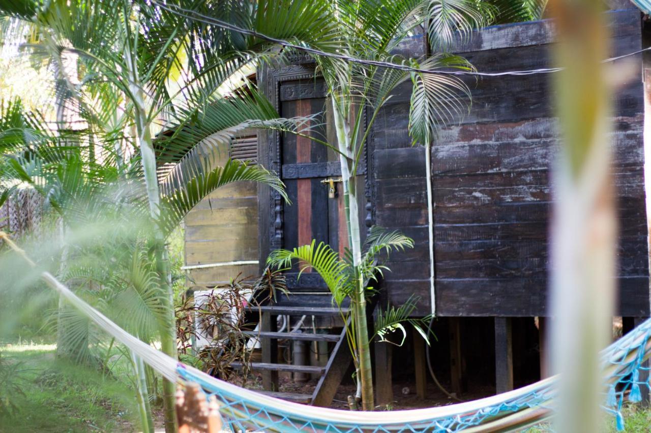 Leela Cottages Morjim Exterior photo